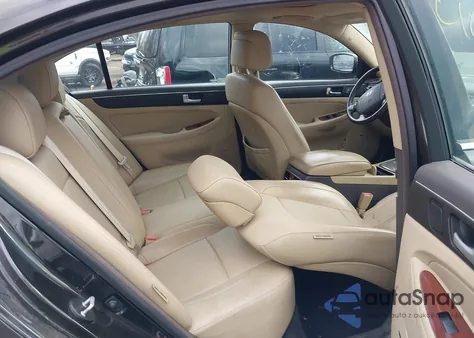 2013 Hyundai Genesis 3.8 from USA, damaged, VIN KMHGC4DD2DU253728